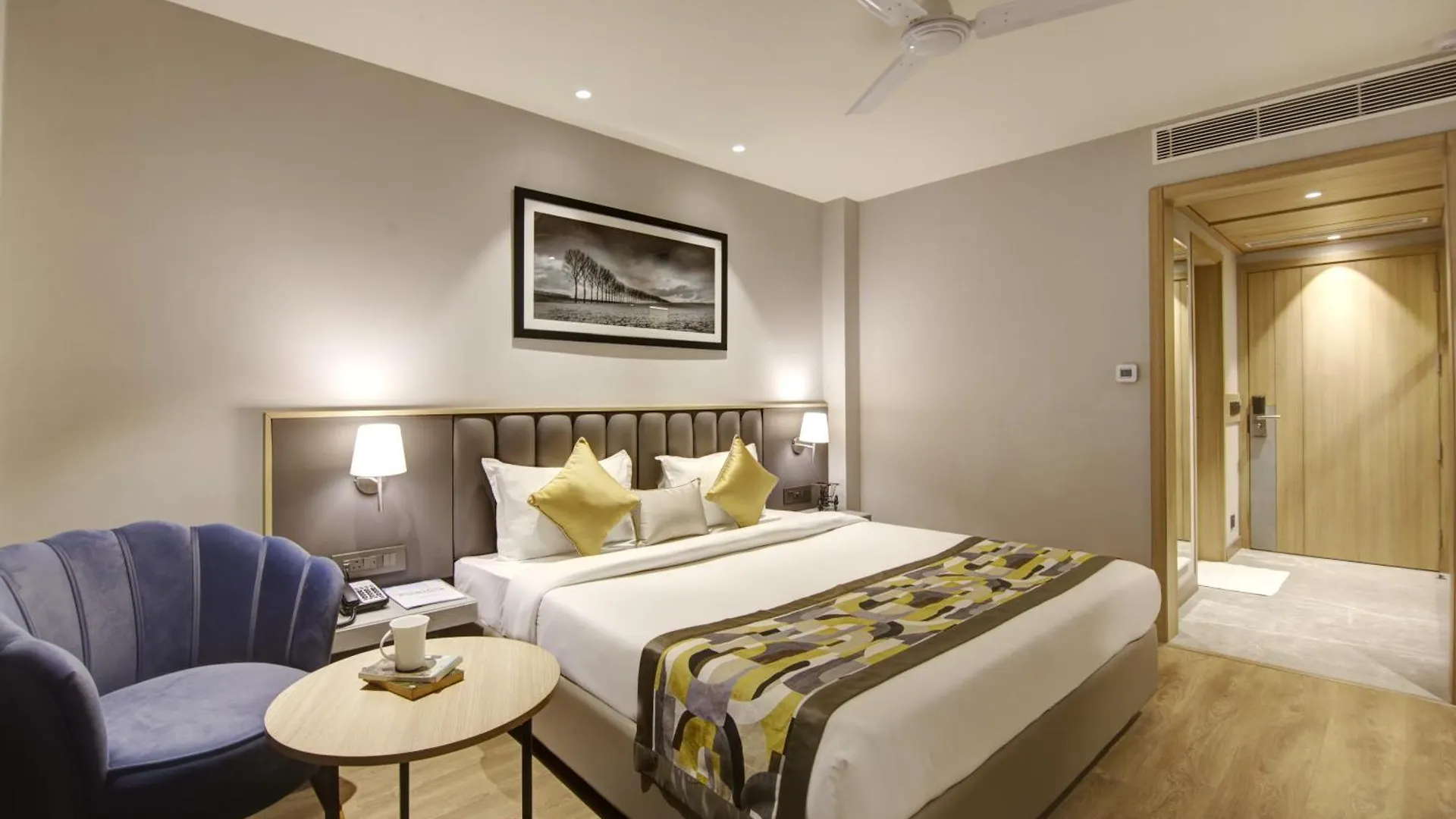 East Park Inn Delhi  Hotel